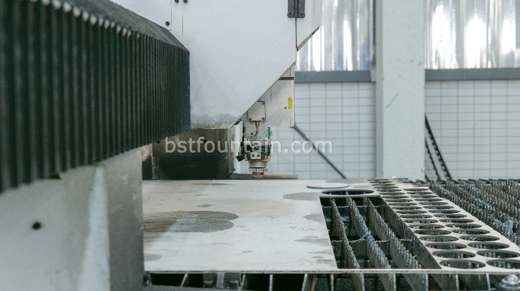 P1004607-15